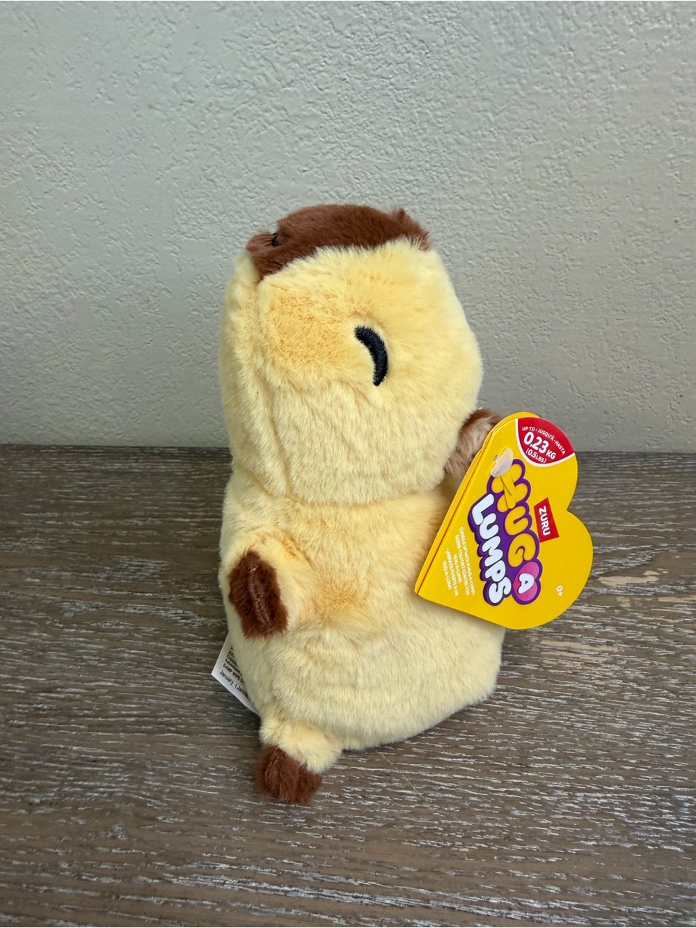 Hug A Lumps CONNIE THE CAPYBARA Cuddly Squishy Weighted Plush Toy Zuru